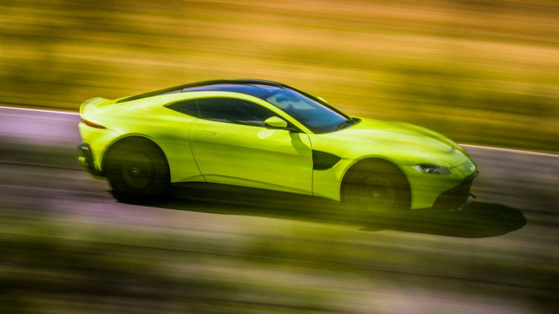 Marbella Aston Martin Alquiler venta renting coches de lujo