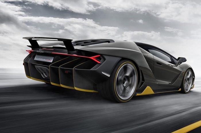 Lamborghini Alquiler venta renting coches de lujo en Ibiza