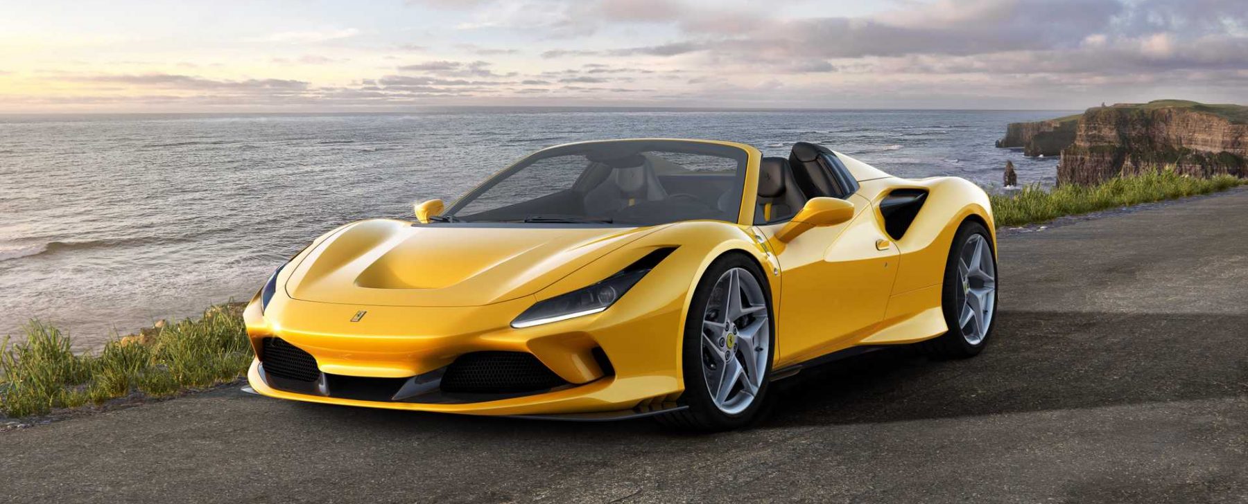 Ferrari Alquiler venta renting coches de lujo en Ibiza rent a car